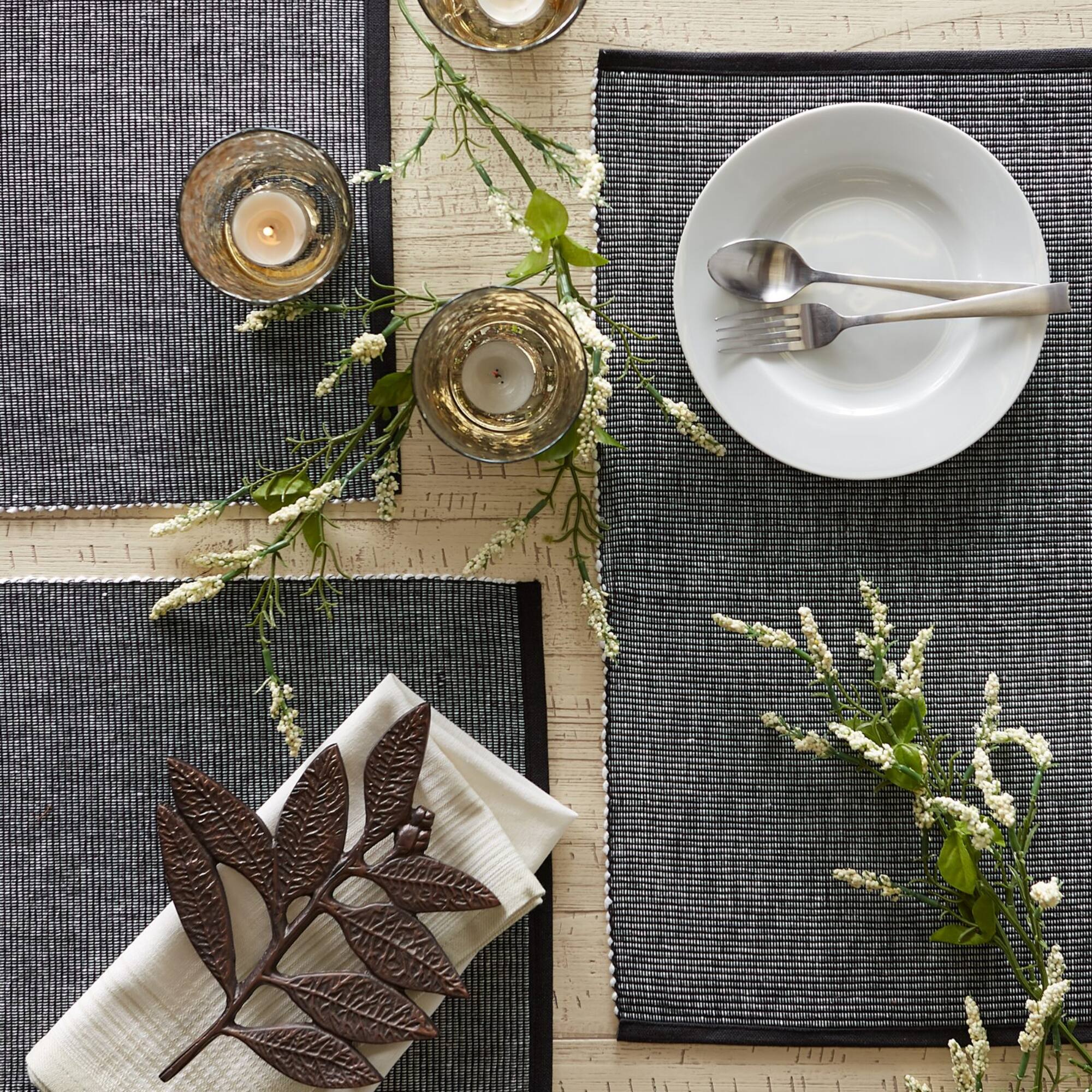 DII® 2-Tone Ribbed Placemats